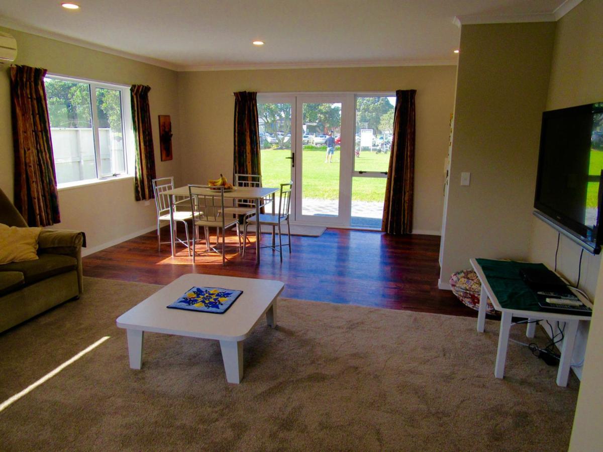 The Practice Fairway Apartment Tauranga Exterior photo